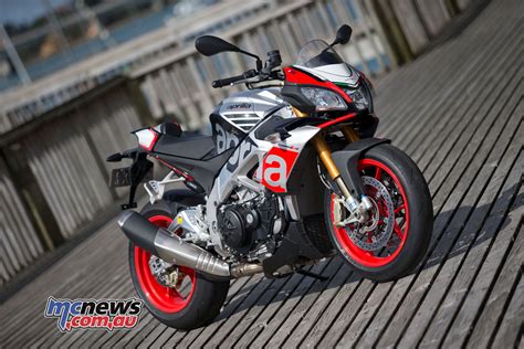 Aprilia Tuono V4 1100 Factory Review | 175hp, 121Nm | MCNews.com.au