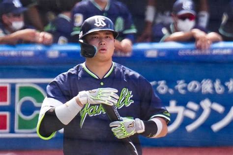 村上宗隆、14試合＆57打席ノーアーチ 3冠キープも日本選手最多56号へ残り2試合 野球 スポーツブル スポブル