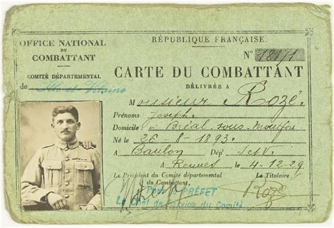 Le Poids De La Carte Du Combattant Ar Brezel