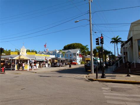 Key West vacation and visit guide: Duval Street Key West