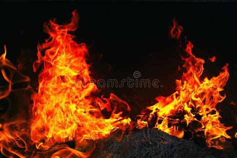 Flammen stockfoto. Bild von flamme, nahaufnahme, raum - 33710018