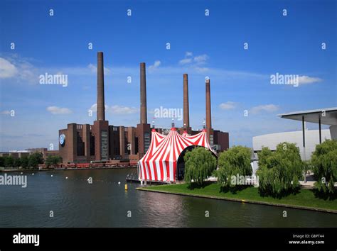 Volkswagen Wolfsburg Plant Hi Res Stock Photography And Images Alamy