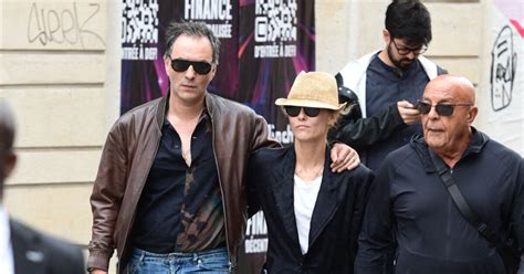 Vanessa Paradis Et Samuel Benchetrit Enlac S Et Effondr S Pour Les