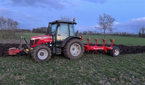 Massey Ferguson 3630 Carraro Model Technische Daten Schweiz