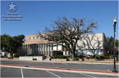 Angelina County Courthouse - Lufkin, Texas - Photograph Page 1