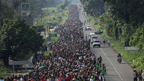 Caravan Of Roughly 2000 Migrants Headed To United States Border