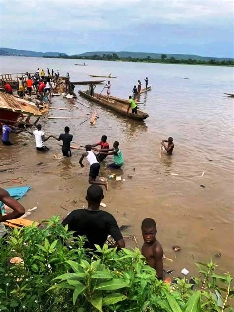 Centrafrique Plusieurs Dizaines De Morts Dans Le Naufrage Dune