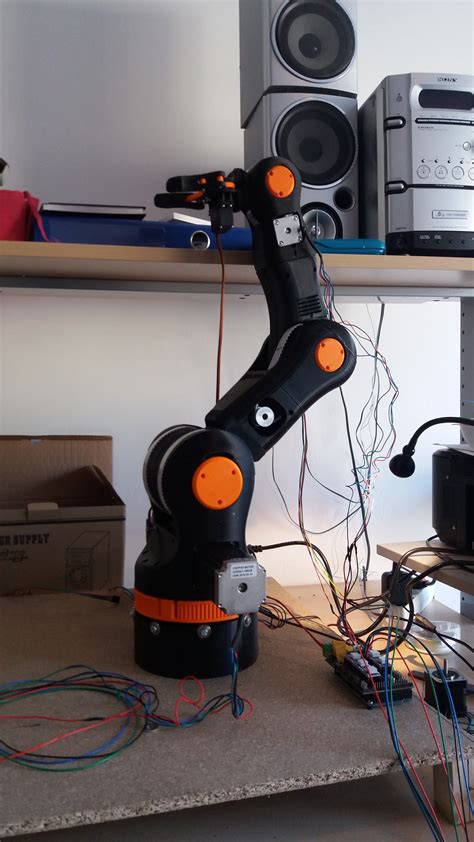 Makes For BCN3D MOVEO A Fully OpenSource 3D Printed Robot Arm By