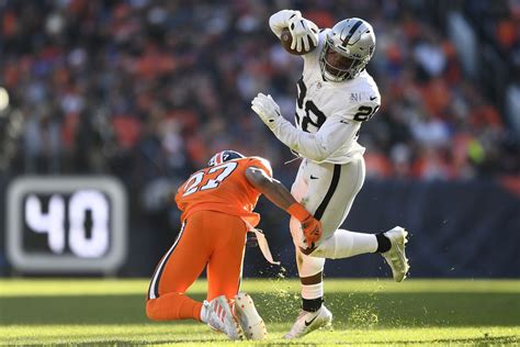 Raiders Vs Broncos Week 11 Final Score Davante Adams Wins It In