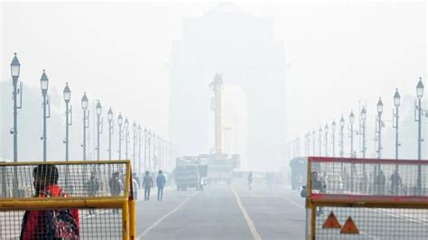 Delhi Biting Cold Dense Fog Grip National Capital