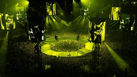 Black Metallica Tour Stage