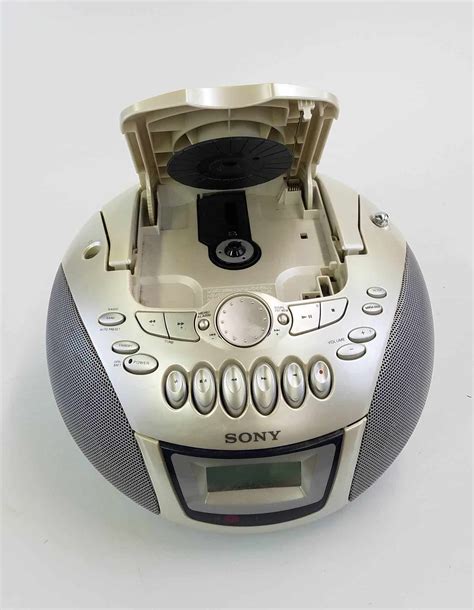 Sony Cd Radio Cassette Corder Model Cfd E S Portable Hangar