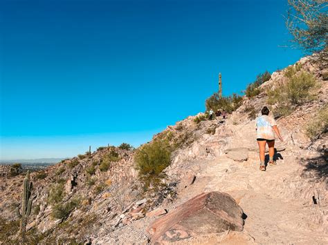 Hiking Piestewa Peak in Phoenix