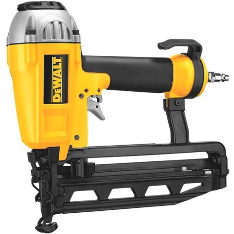 Clavadora Neumatica Calibre 16 Dewalt D51257K