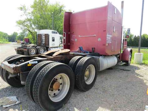 Peterbilt 379 Exhd 1994 Sleeper Semi Trucks