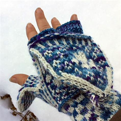 Ravelry Paw Prints Mitts Pattern By Susan Sarabasha