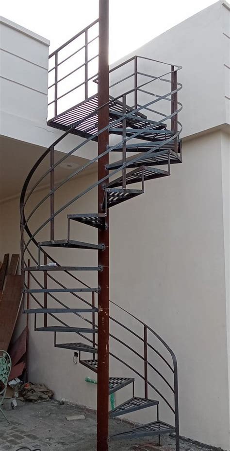 Feet Cast Iron Spiral Stairs Load Bearing Kg Thickness Mm