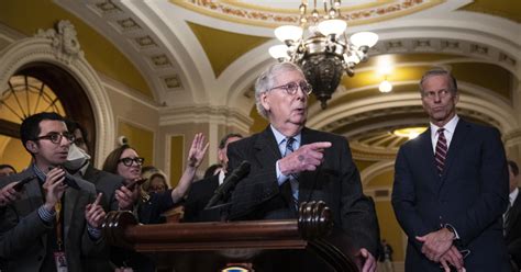 Mitch McConnell says he's returning to the Senate Monday, over a month ...