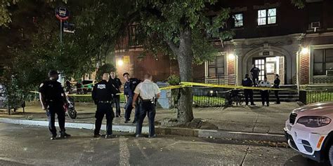 New York Girl 17 Fatally Shot Outside Of Brooklyn Apartment Suspects