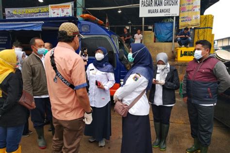 Permintaan Ikan Di Pasar Grosir Muara Angke Meningkat Persen