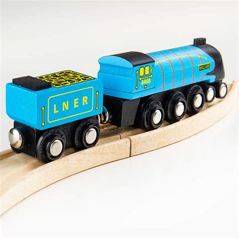 Bigjigs Rail Heritage Collection Mallard Wooden Train - Mallard Toy ...