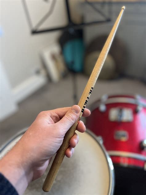 How To Hold Drum Sticks Matched And Traditional Grip For Beginners