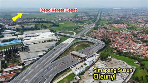 Simpang Susun Cileunyi Jalur Jalan Tol Cisumdawu Terlihat Depo Kereta