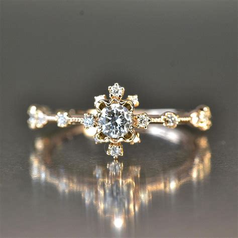 Snowflake Cluster Diamond Engagement Ring Kataoka The Jewellery Editor