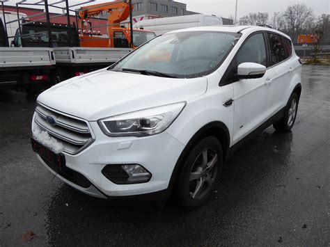 PKW Ford Kuga 2 0 TDCi Titanium Start Stop Powershift Automatik AWD