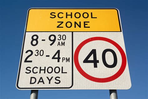 School Zone 40kmh A School Zone Road Sign In Ropes Crossi Flickr