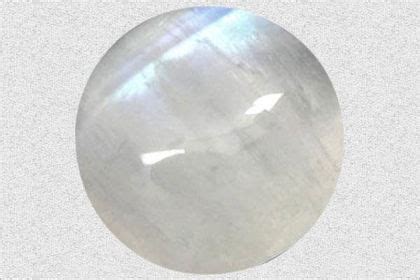 Moonstone - Healing Properties, Color, Power & Facts | Gemexi