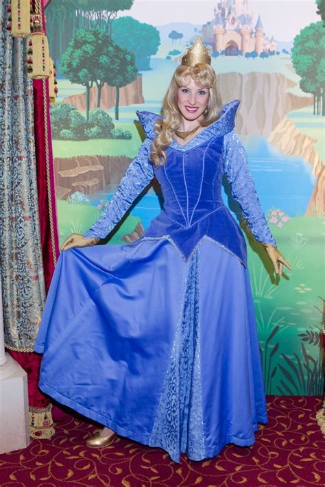 Meeting Princess Aurora Princesses Pavilion Disneyland Pa… Flickr