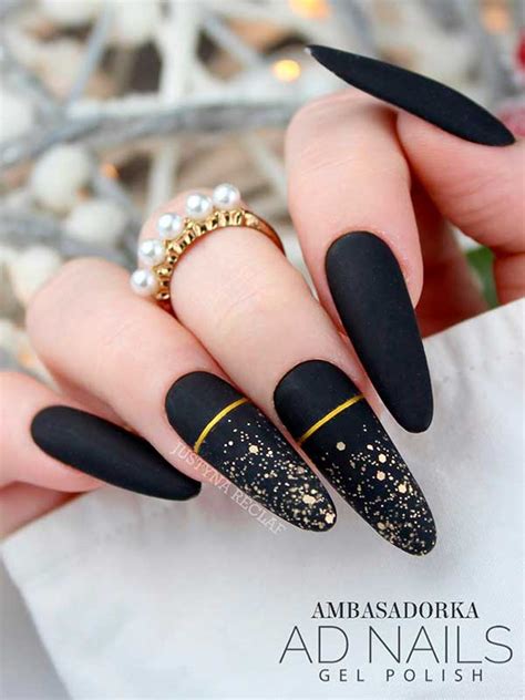 The Best Black Nail Designs To Wear In 2025