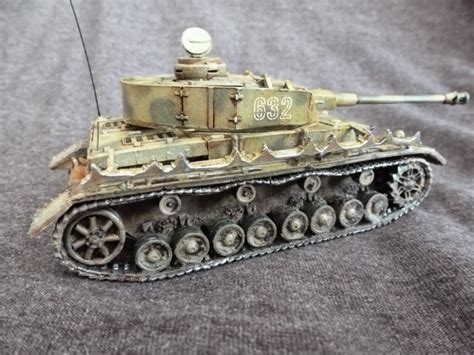 Volley Fire Painting : Panzer IV kit comparison