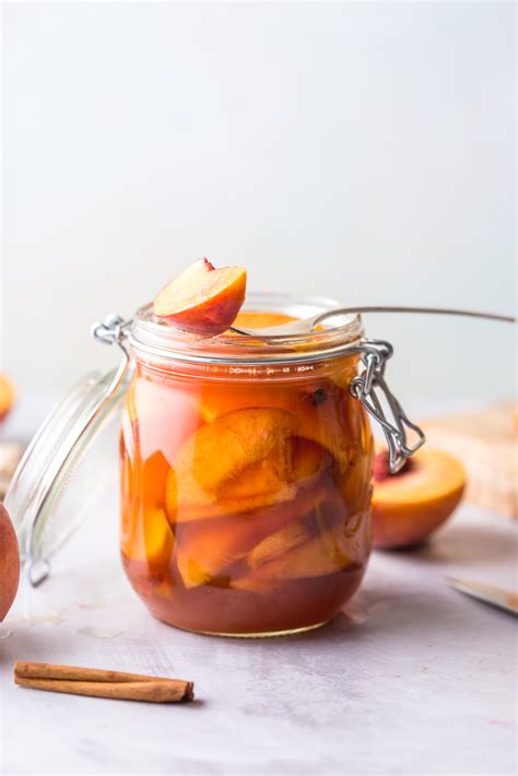 Spiced Pickled Peaches Recipe - Vegetarian 'Ventures