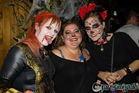 Hunderte Besucher Bei Halloween Partys In Der Region Jetzt Lesen Auf