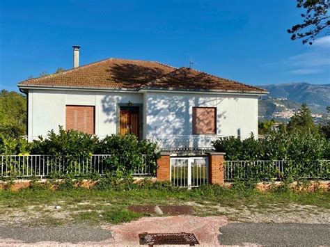 Annuncio Casa Indipendente In Vendita Frosinone 125 000 188 Mq