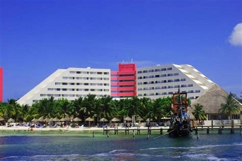 Oasis Palm All Inclusive is one of the best places to stay in Cancún