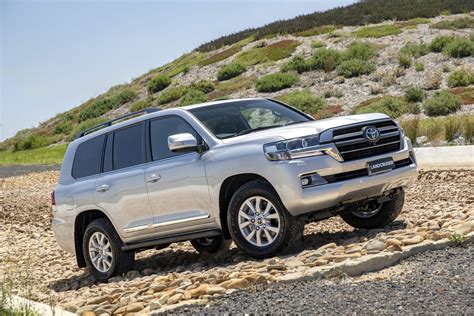 2021 Toyota Landcruiser 200 Series Price And Specs Carexpert