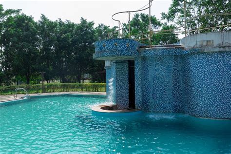 Karjat Meadows Resort Pool: Pictures & Reviews - Tripadvisor