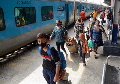 Railway Passengers Alert Indian Railways Issued New Rule For