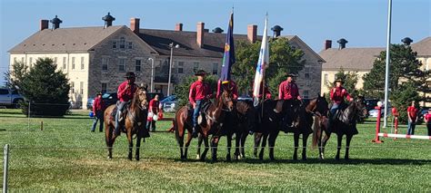 Fort Riley Shows Off Their Skills At 2022 Fall Apple Day Festival