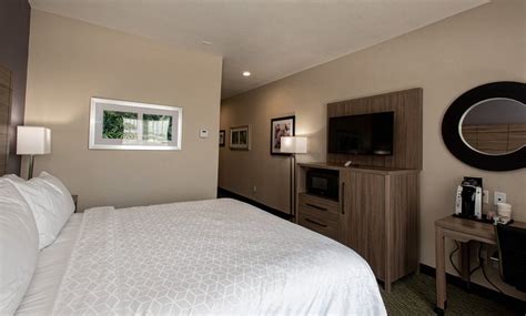 HOLIDAY INN EXPRESS & SUITES PORT ARANSAS/BEACH AREA, AN IHG HOTEL $150 ($̶1̶6̶6̶) - Updated ...