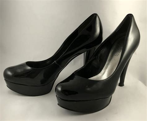 Lot Guess Black Patent Leather Platform Stiletto Pumps