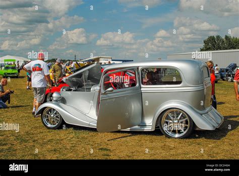 Hot Rod Race Hi Res Stock Photography And Images Alamy