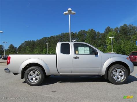 Brilliant Silver Metallic 2012 Nissan Frontier SV V6 King Cab 4x4