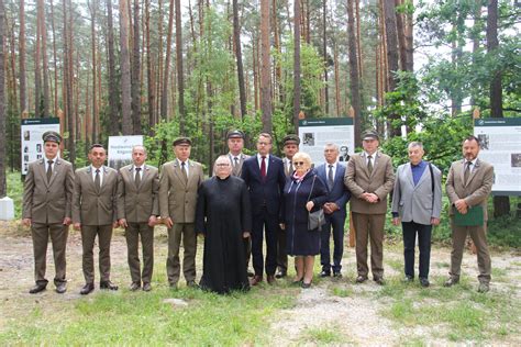 Leśnicy upamiętnili zbrodnię na Rapach ZDJĘCIA Nowy Kurier Zamojski