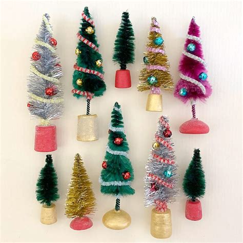 How To Make Bottle Brush Trees ~ Chenille Bump Tiny Christmas Tree Craft Project Tutorial Tiny