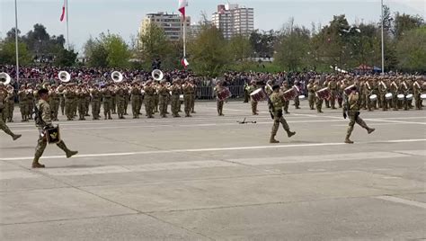 Ejército de Chile on Twitter ParadaMilitar A los sones del himno