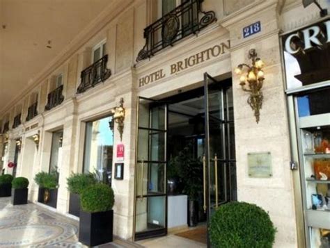 Best Price on Royal Saint Honore Hotel in Paris + Reviews